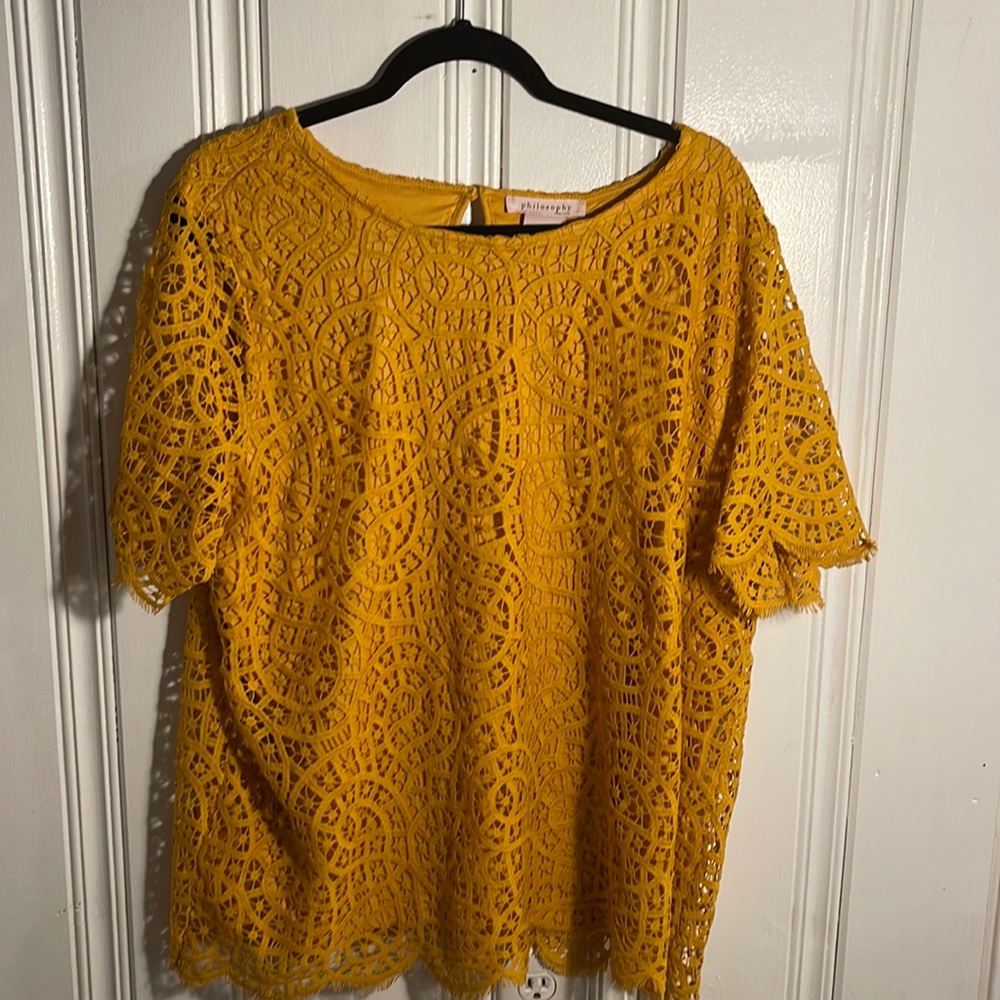 Mustard yellow crochet Philosophy blouse 2XXL